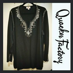 ➕🖤QVC🖤Gorgeous Embellished Sweater🖤
